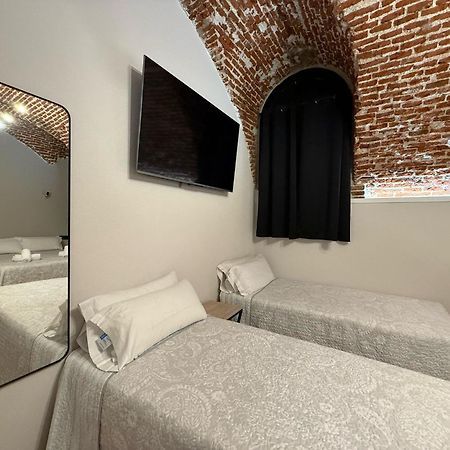 Cc Opera Suites Madrid Esterno foto