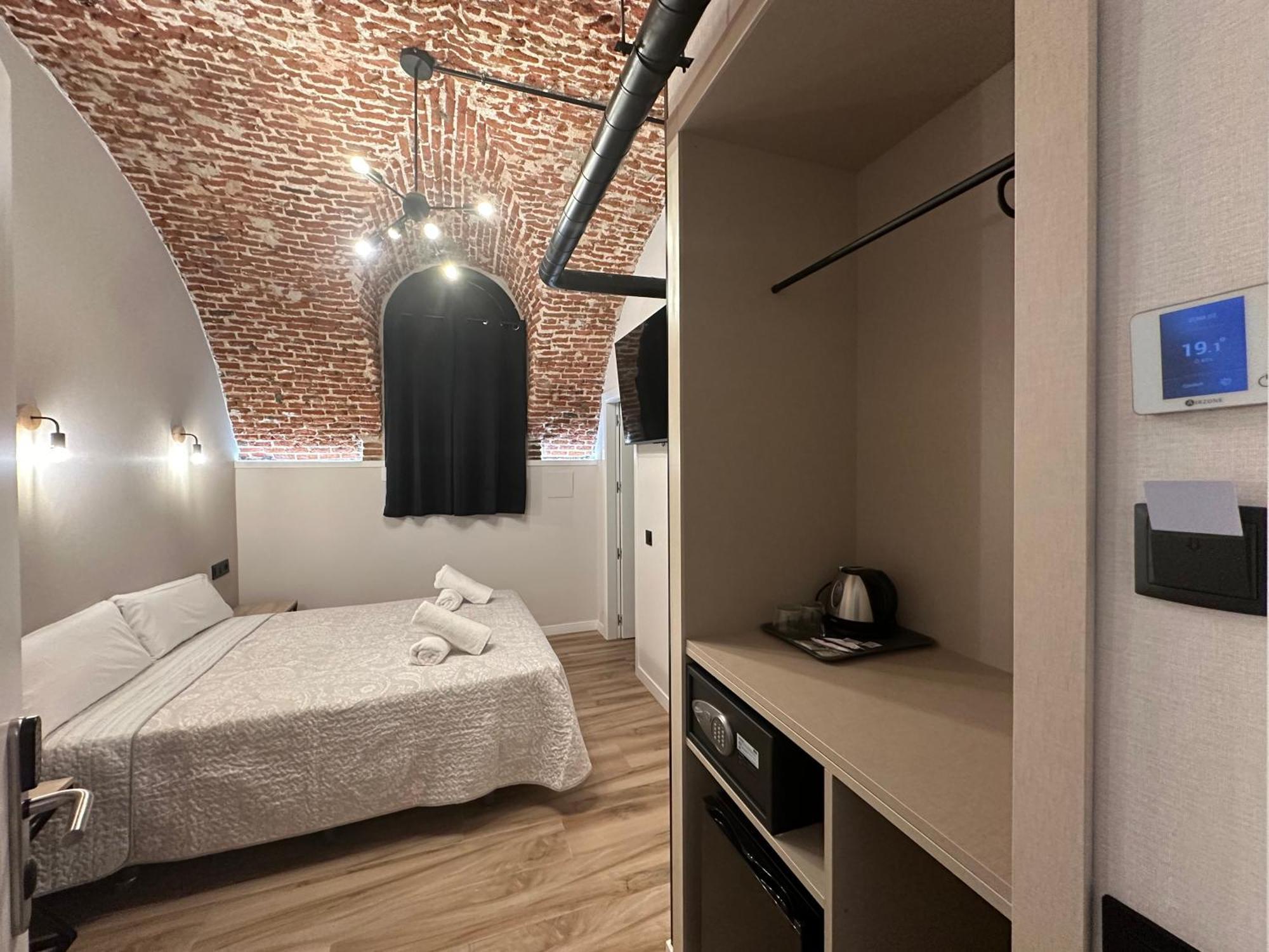 Cc Opera Suites Madrid Esterno foto