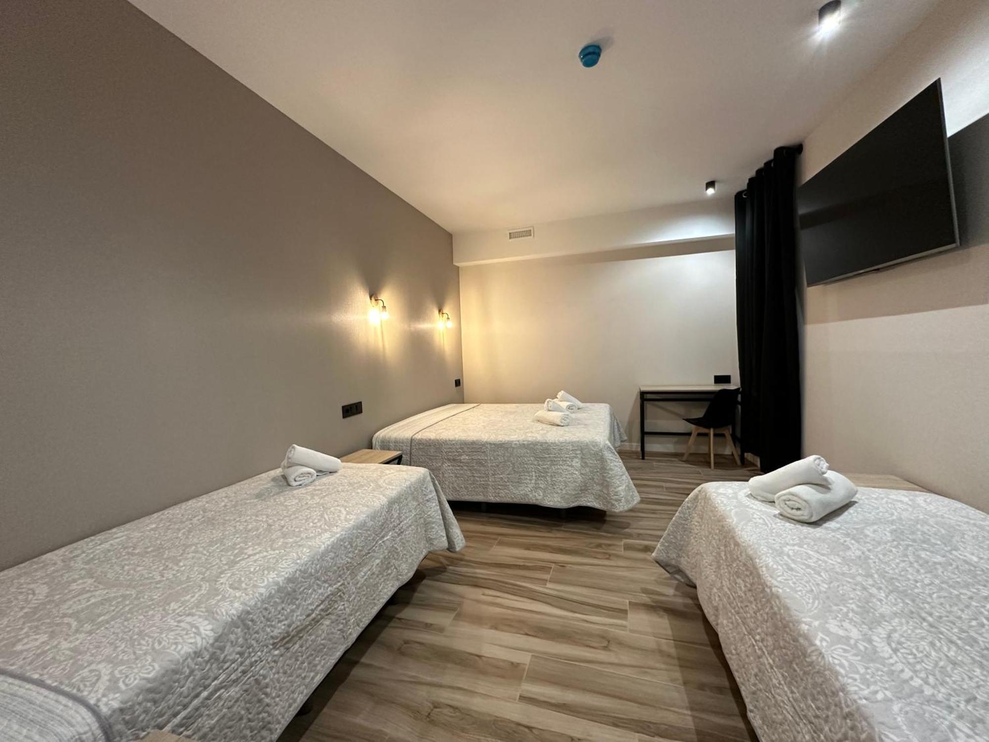 Cc Opera Suites Madrid Esterno foto