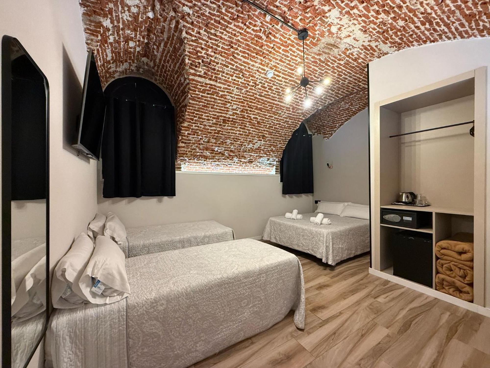 Cc Opera Suites Madrid Esterno foto